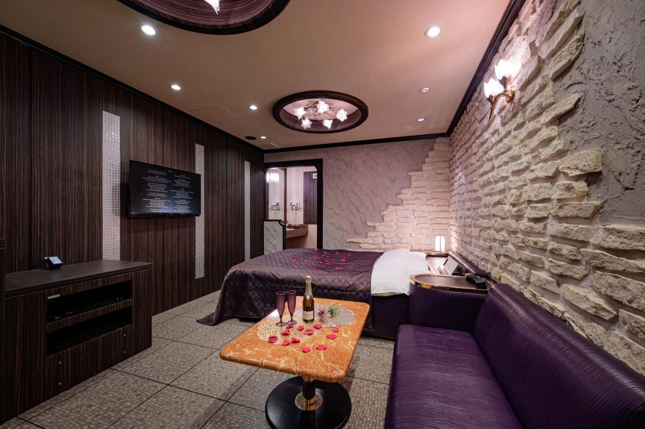 Metro (adults Only) 3*