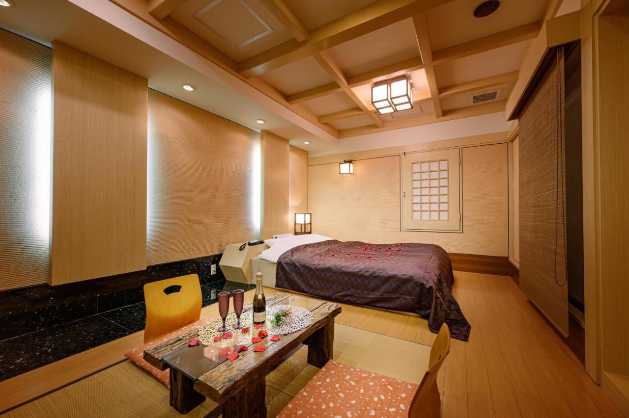 Love hotel Metro (adults Only)