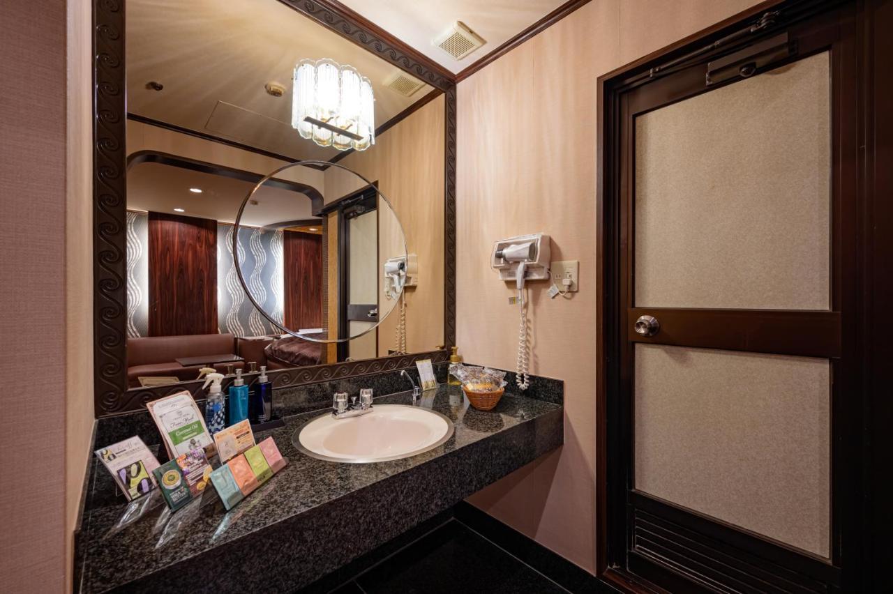 Love hotel Metro (adults Only) 3*