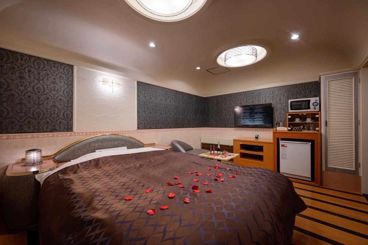 Metro (adults Only) Love hotel